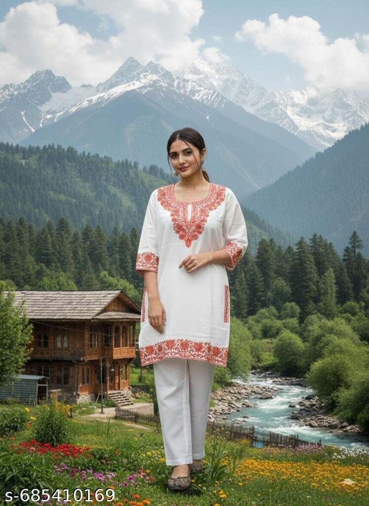 Short White Embroidered Pheran
