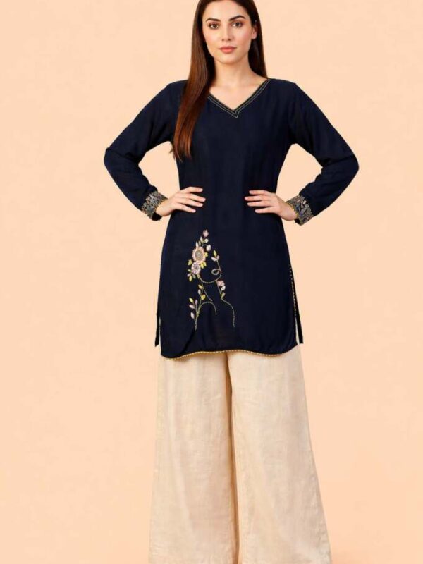 Black Embroidered Short Kurti , Floral Embroidery, V-Neck, Full Sleeves, Cotton Blend