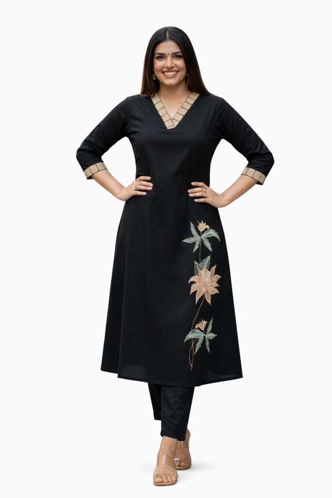 Women’s Black Floral Printed Straight Kurta with Pant (Ethnic Kurti Set)
